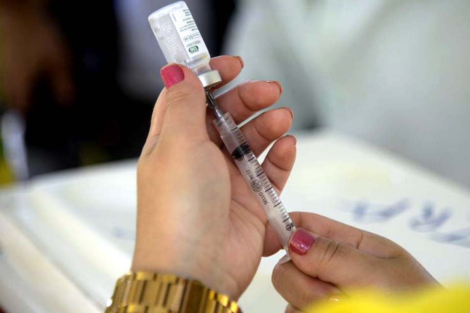 Mais de 53,5 milhões de pessoas já se vacinaram contra a gripe