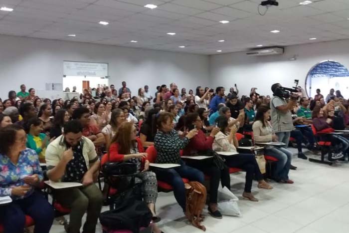 Resultado de imagem para EducaÃ§Ã£o: Rolim de Moura sediou evento do programa de Apoio a implementaÃ§Ã£o da Base Nacional Comum Curricular