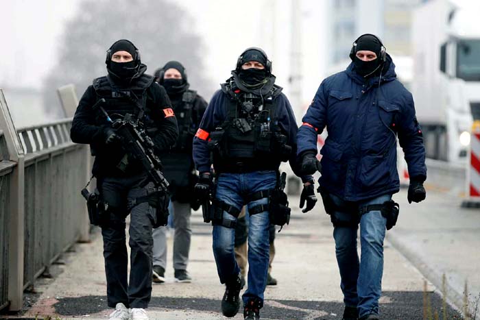 França eleva nível de segurança após ataque em Estrasburgo