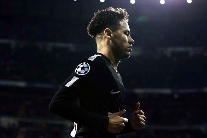 Neymar segue na mira do Real Madrid, que já separa R$ 1,3 bilhão