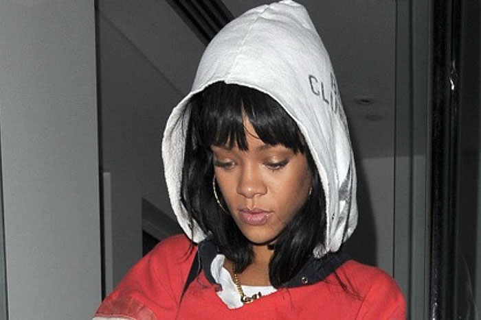 Fã pede conselho sobre desilusão e Rihanna emociona na resposta