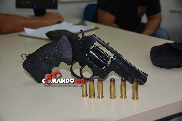  PM prende jovem andando com revólver em Ji-Paraná