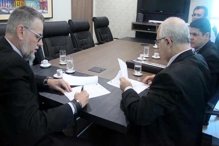 Detran-RO fecha parceria com Ministério Público