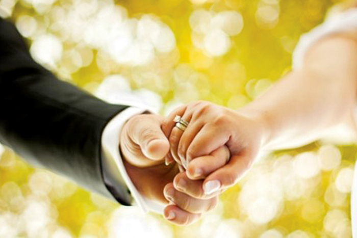 Mais de 130 casais oficializam união em casamento comunitário neste sábado 