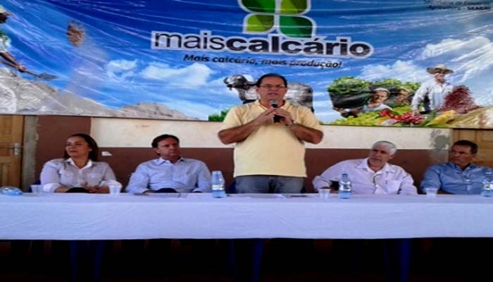 Em Cerejeiras, vice-governador lança Melki e Padovani para deputados federais