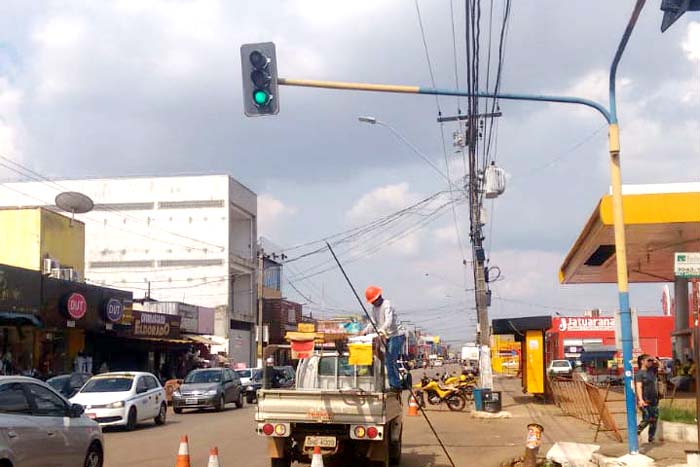 Semáforos - Prefeitura agiliza manutenção preventiva e reparos nos aparelhos