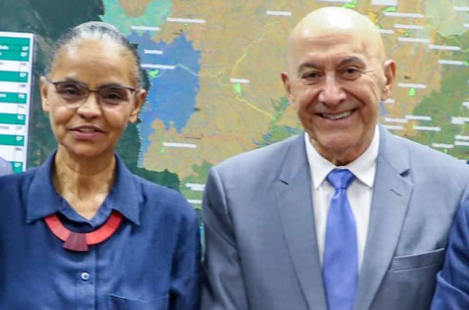 Confúcio Moura se reúne com Marina Silva para tratar da regularização ambiental em Rondônia