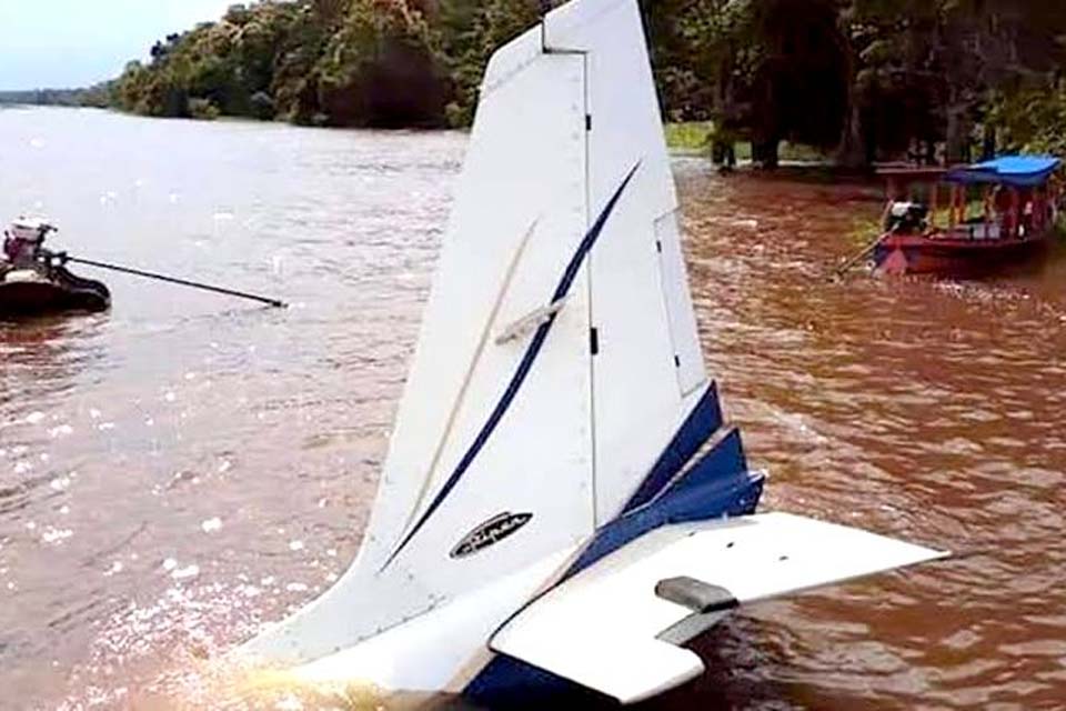 Aeronave cai em rio de RO com empresário e mais duas pessoas
