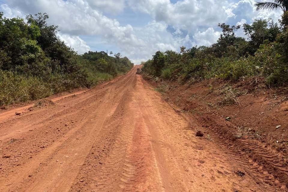 Cerca de 3 mil quilômetros de estradas rurais são recuperados na capital e distritos de Porto Velho