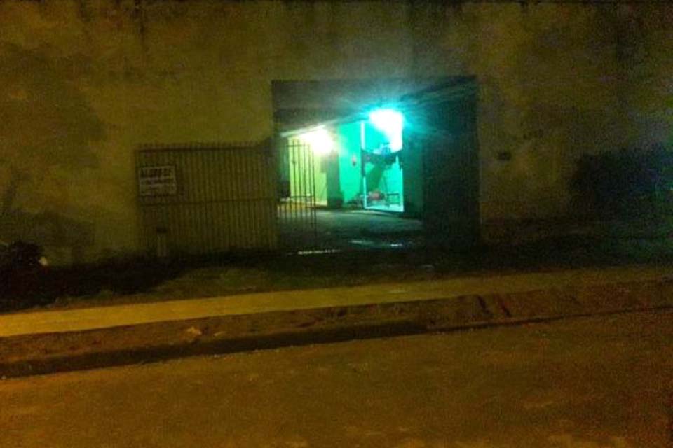 Homem é morto dentro de apartamento com sete facadas em Vilhena