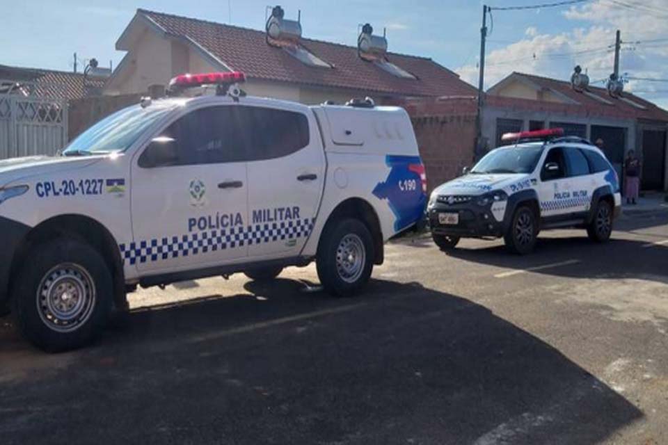 Homem é perseguido na rua por desconhecido e tem perna quebrada 