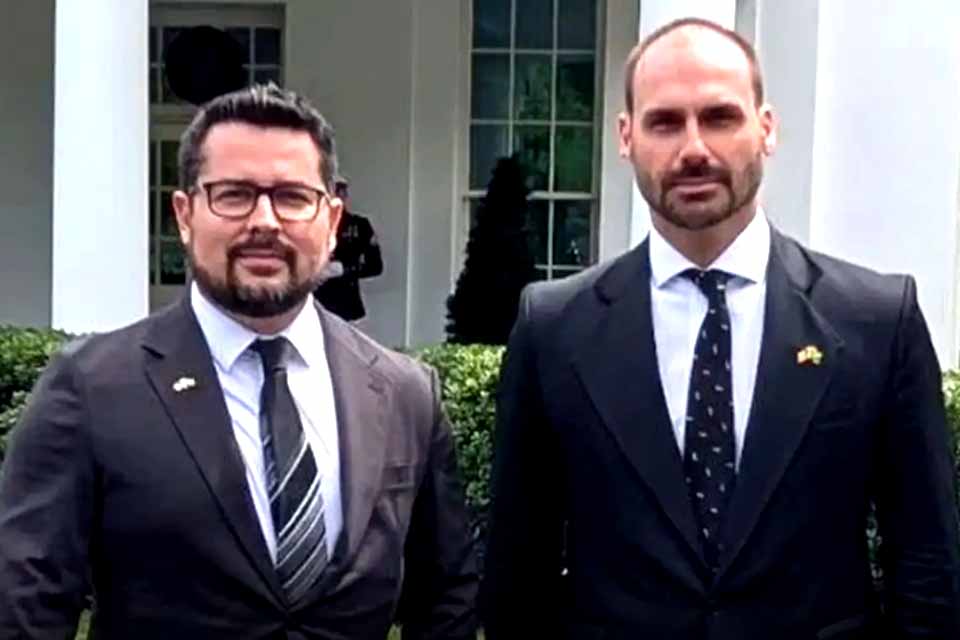 PGR denuncia Eduardo Bolsonaro e Paulo Figueiredo por coação