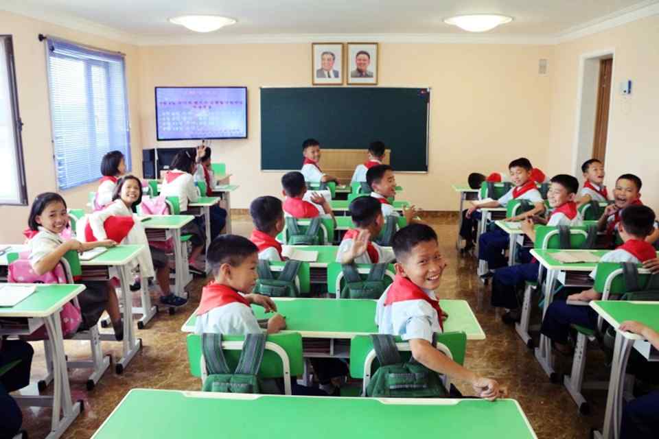 Escolas da Coreia do Norte reabrem após dois meses de paralisação por causa do coronavírus