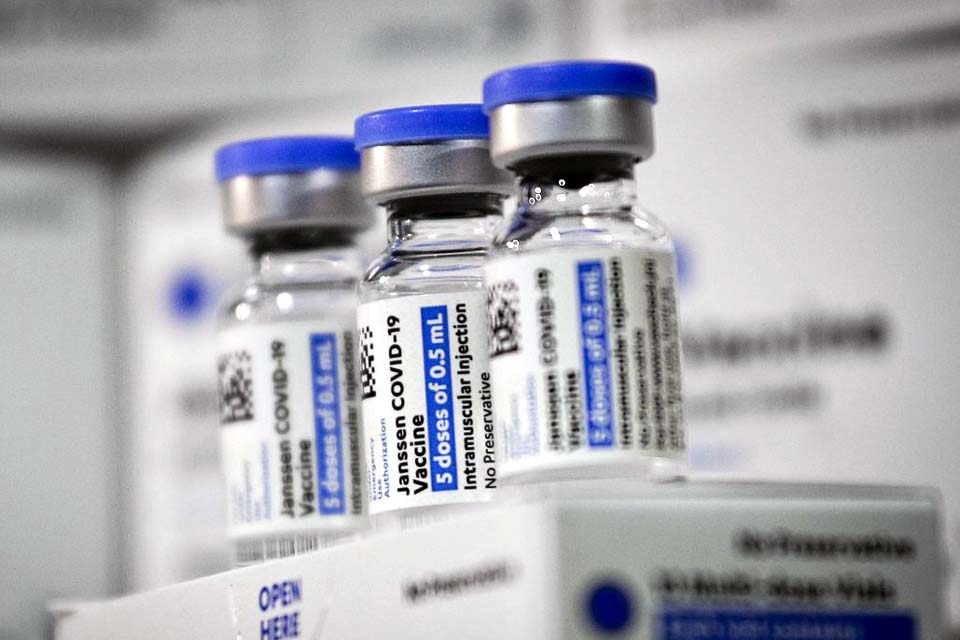 Ministério da Saúde recebe 3,5 milhões de imunizantes da Janssen