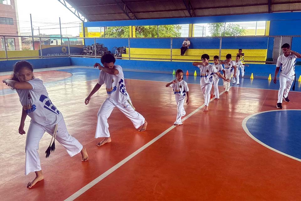 Capoeira transforma vidas de crianças e jovens do programa Talentos do Futuro