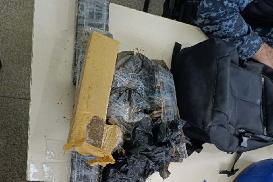 Força Tática apreende mais de 4kg de maconha em Ji-Paraná 