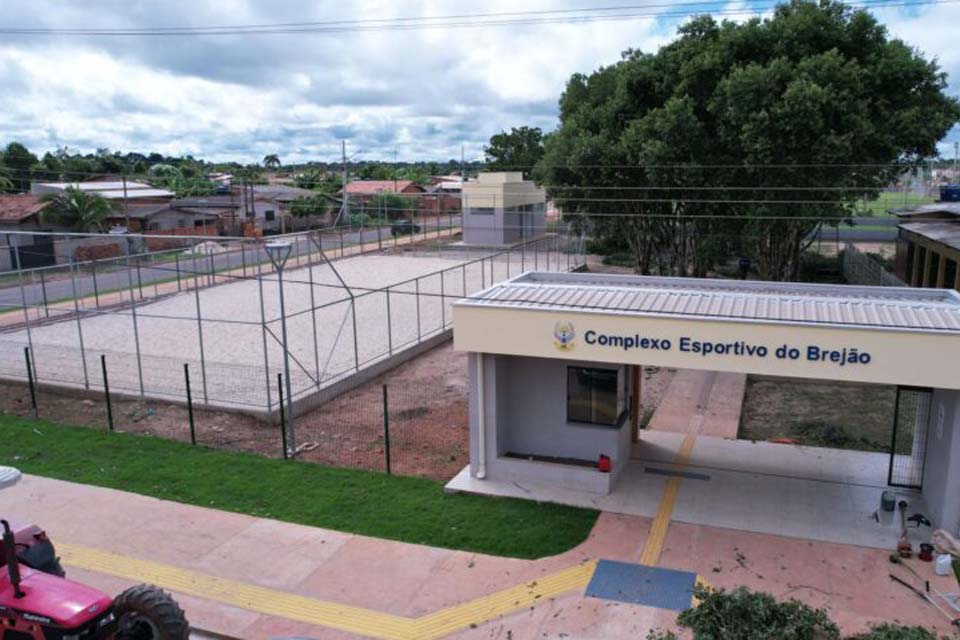 Obras do Complexo Esportivo do Brejão estão em fase de conclusão, em Pimenta Bueno