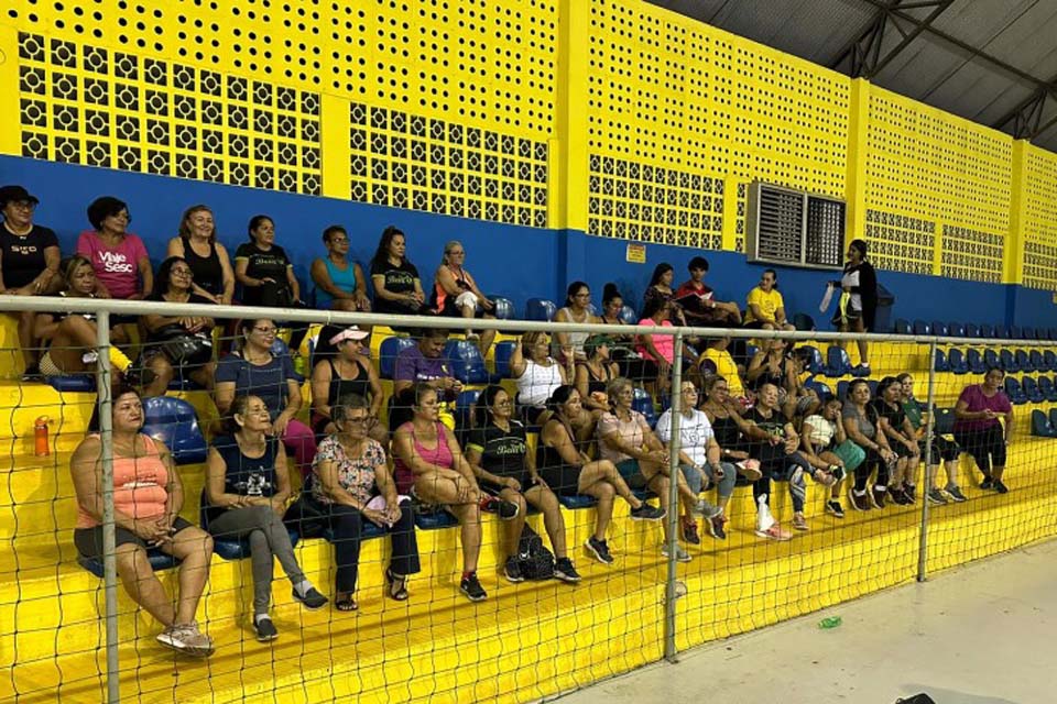 Alimentação saudável é tema de palestra para alunos do projeto Viva Bem