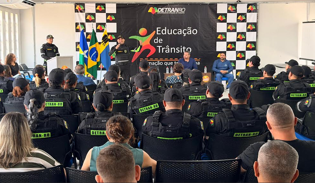 Uniforme padronizado é entregue oficialmente e estabelece nova identidade visual aos agentes de trânsito do Detran-RO 