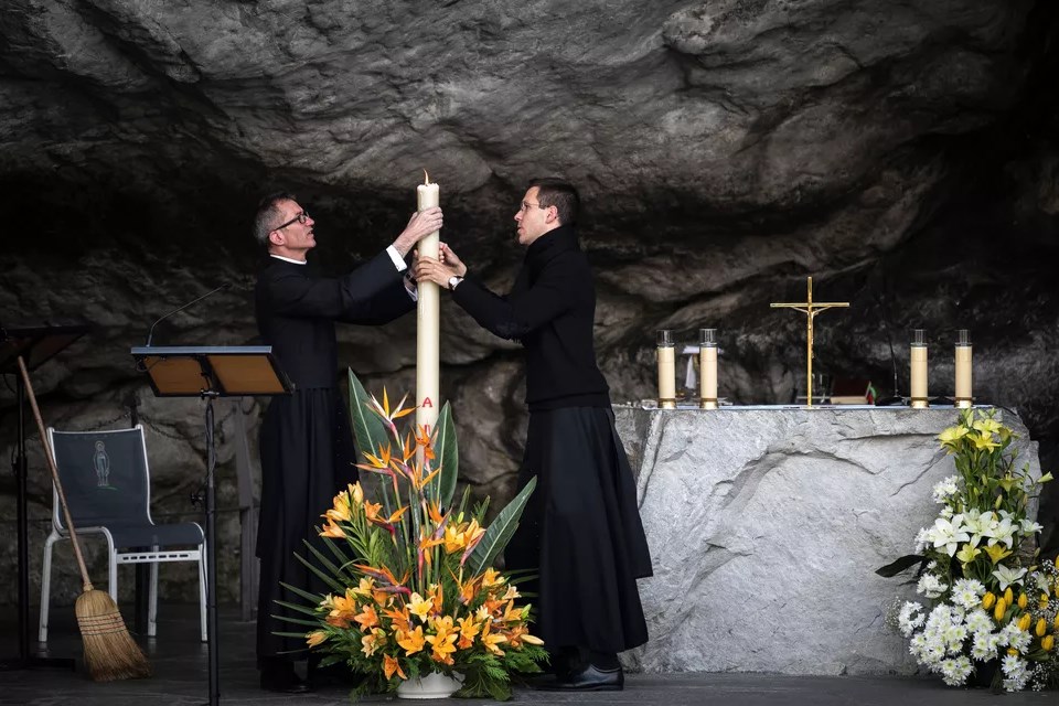 Coronavírus: Santuário francês de Lourdes organiza 1ª 'peregrinação virtual' do mundo