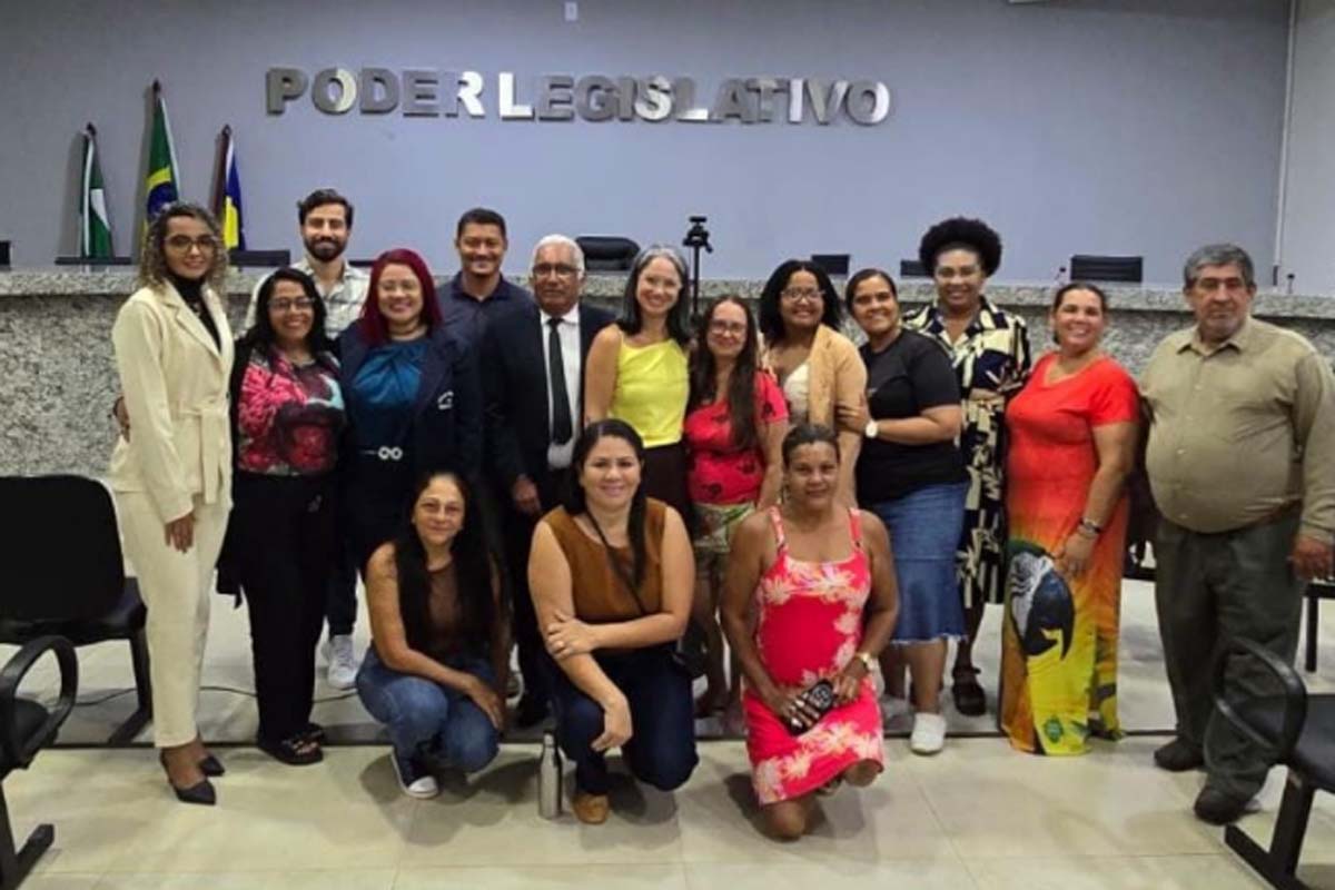 Vereadores de Itapuã aprovam reajuste do piso salarial dos professores autorizado pelo Lula