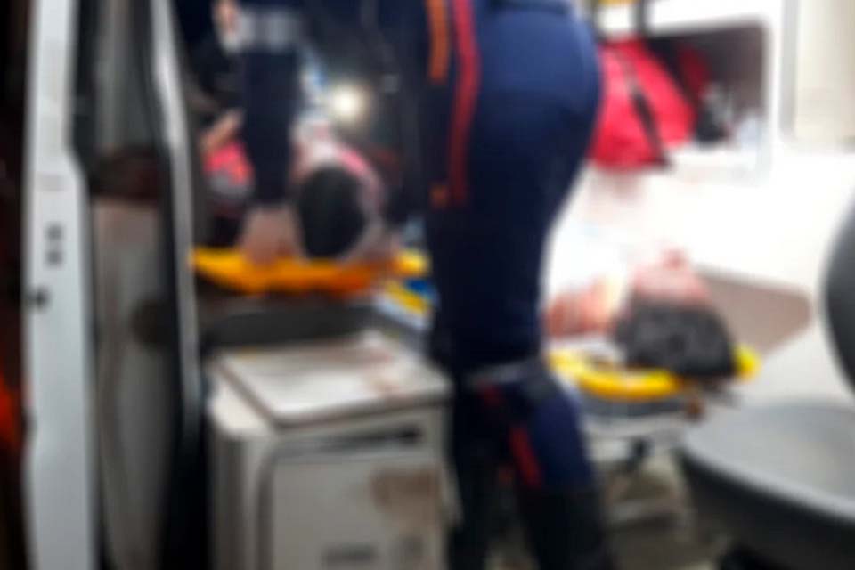 Duas pessoas ficam feridas em atropelamento na zona sul