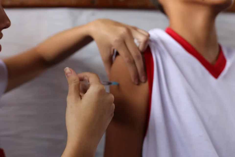 Prefeitura inicia Campanha Nacional de Vacinação nas Escolas em Vilhena