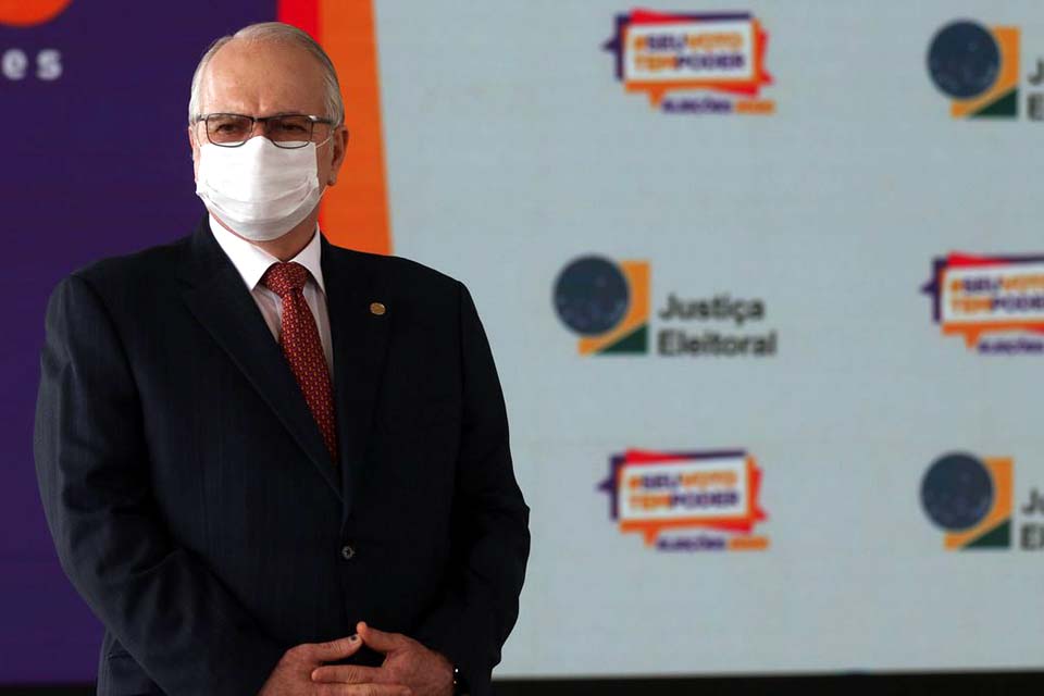 Fachin pede para mudar para a Primeira Turma do STF