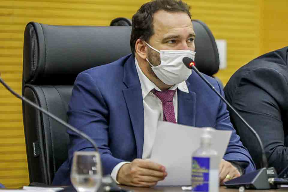 Presidente Alex Redano indica posto do Ministério do Trabalho no Tudo Aqui de Ariquemes