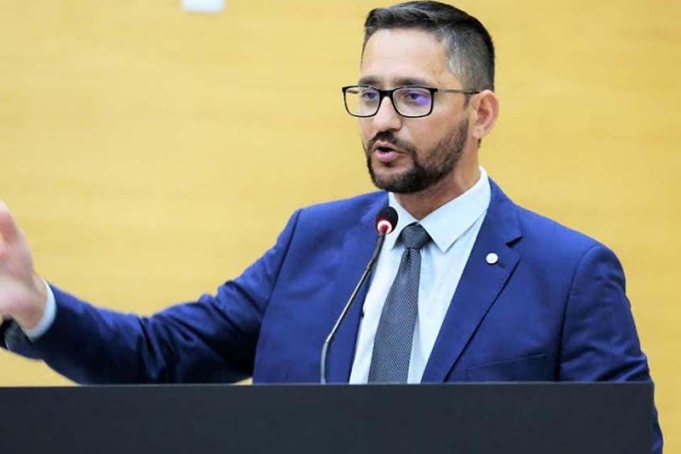 Deputado Anderson indica redução de interstício para promoção de Subtenente à Segundo Tenente na Polícia Militar