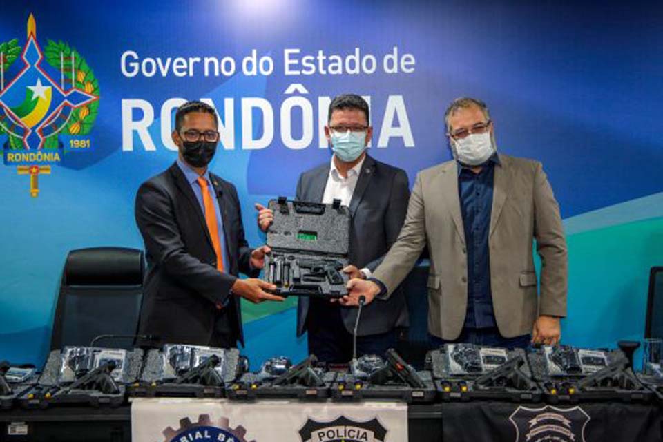 Marcos Rocha destaca que entrega de armamentos é reflexo do trabalho realizado pela Sejus e engajamento do Governo 