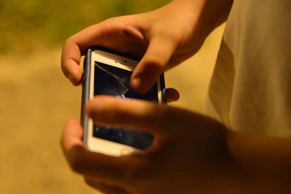 Diálogo é importante para segurança das crianças na internet