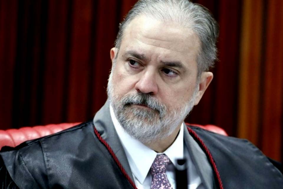 Aras diz que inquérito dos atos antidemocráticos freou onda extremista