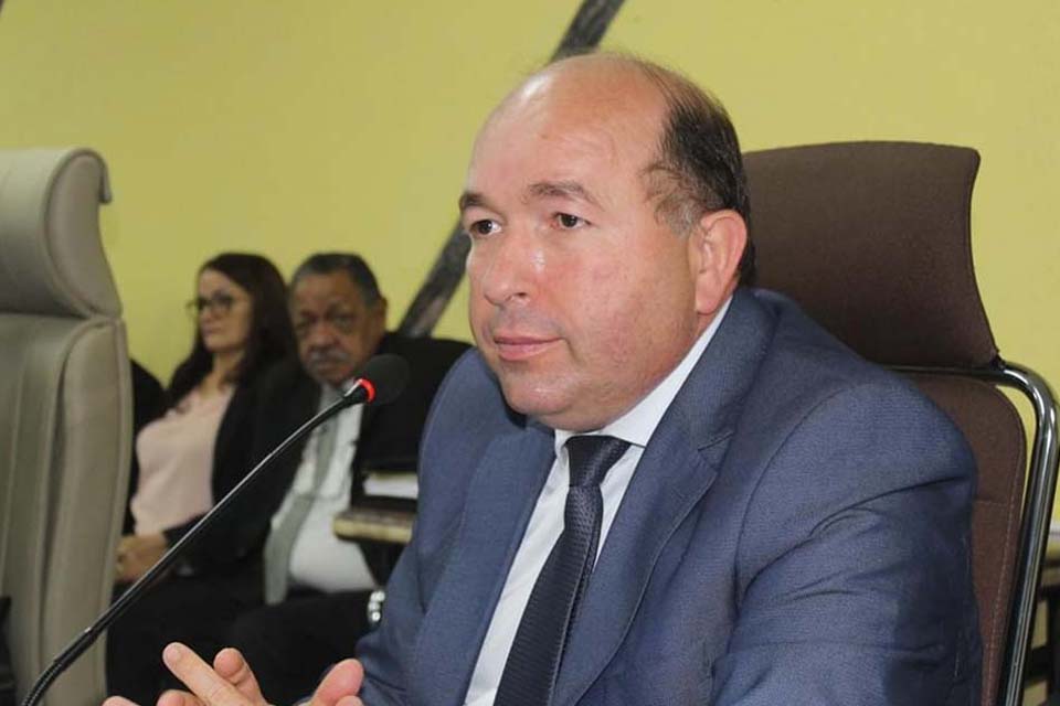 Prefeitura de Porto Velho inicia serviço no Bairro Socialista após pedido de Edwilson Negreiros