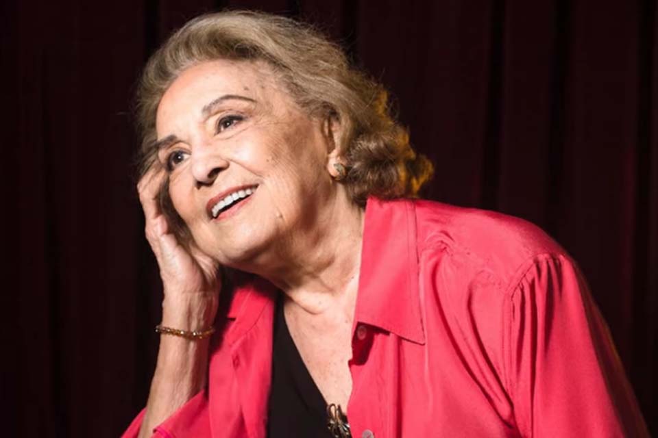 Corpo da atriz Eva Wilma é velado e sepultado em cerimônia restrita em São Paulo