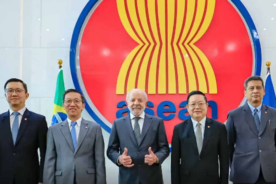 Lula quer Brasil na associação de países asiáticos