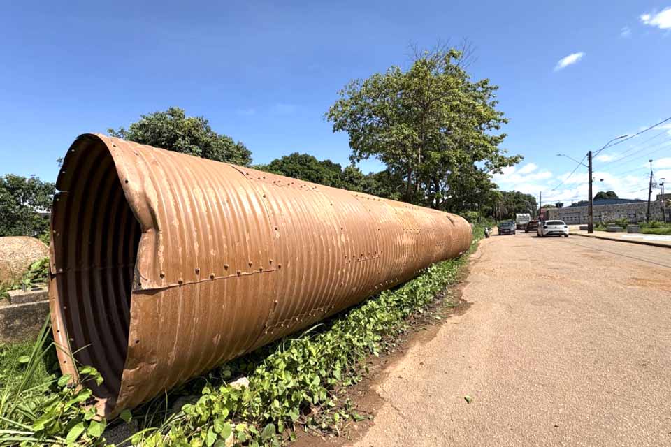 Prefeitura de Porto Velho reforça drenagem na avenida Calama e amplia capacidade de escoamento