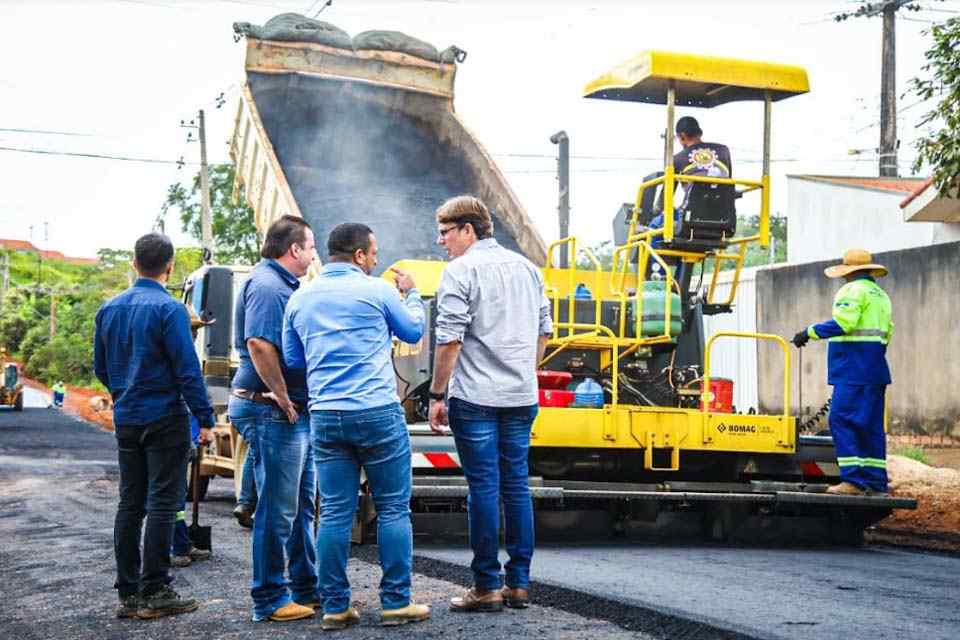 Recurso próprio: Mais um trecho da Avenida Florianópolis é pavimentado