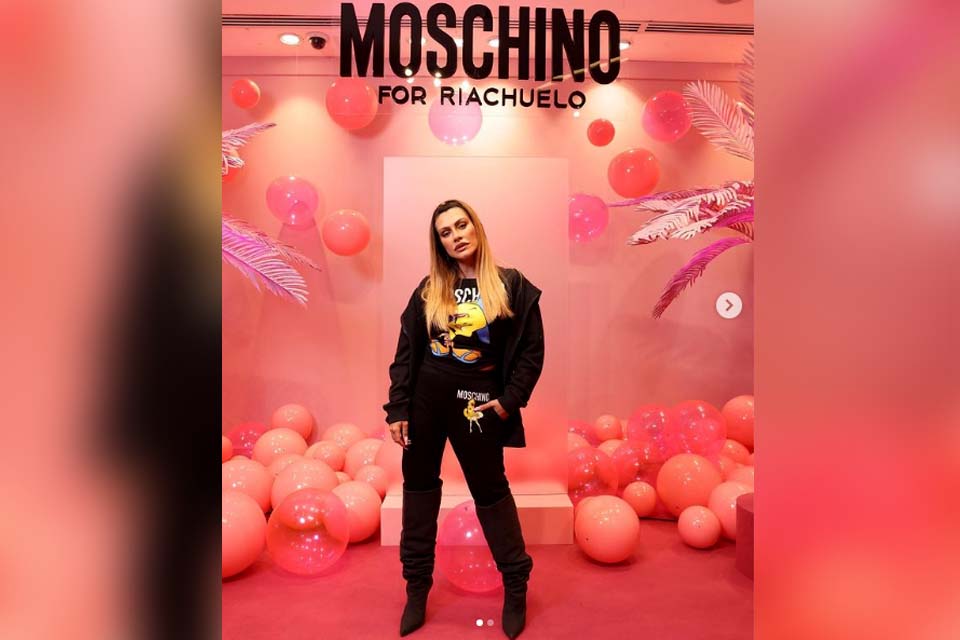 Cleo Pires participa de evento de lançamento da nova Collab da Riachuelo com Moschino