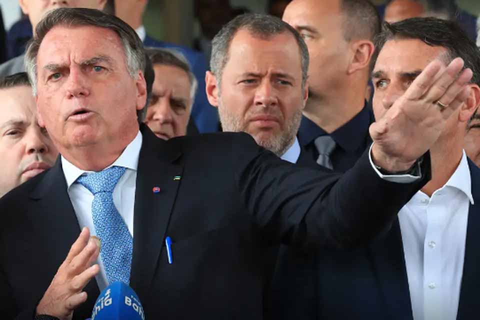 “Suprema humilhação”, diz Bolsonaro sobre tornozeleira eletrônica