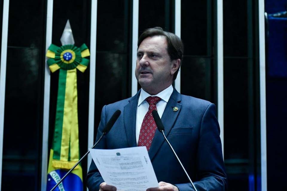 Senador Acir Gurgacz apresenta propostas da Comissão de Agricultura para crise dos fertilizantes