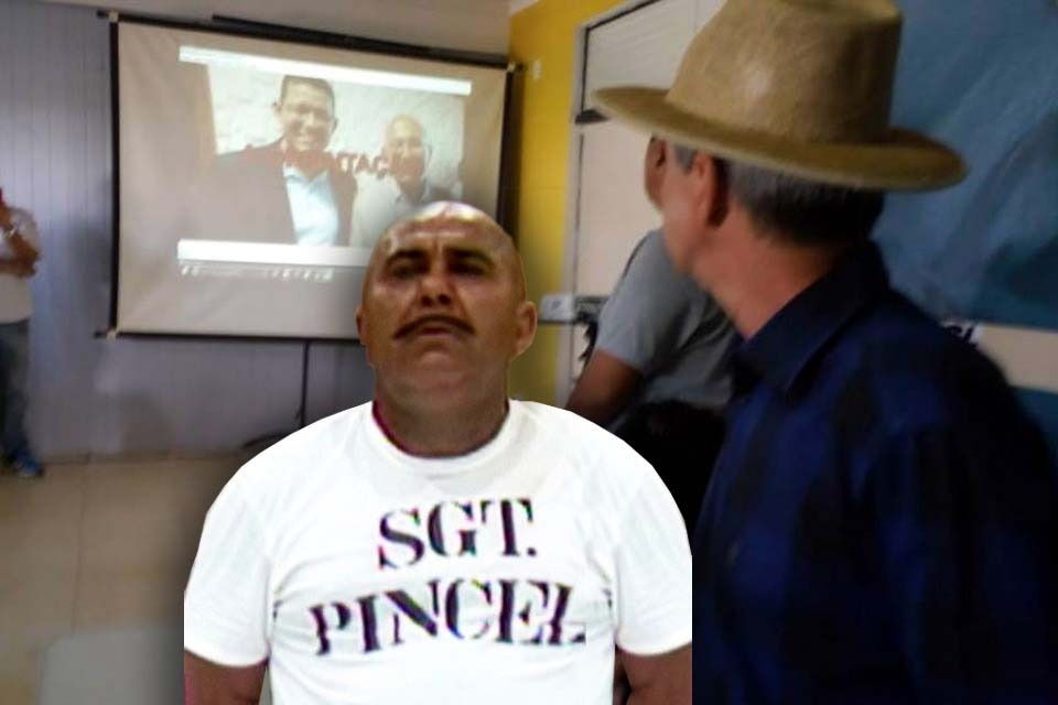 Na eleição de “Os Trapalhões”, o Sargento Pincel quer ser protagonista