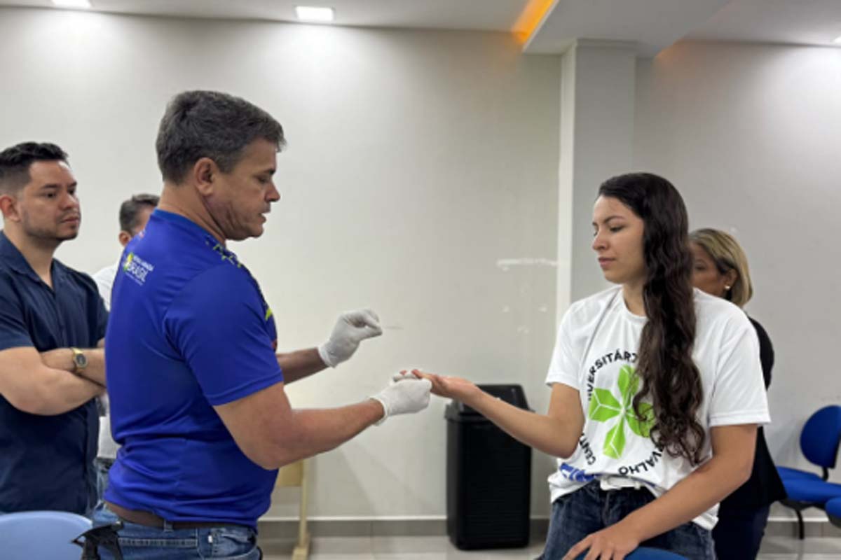 Prefeitura capacita profissionais da rede privada para reforçar a prevenção e o controle da malária em Porto Velho