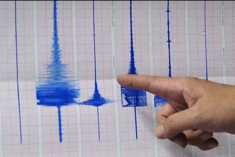 Tremor de magnitude 5,9 na escala Richter atinge o sul da China