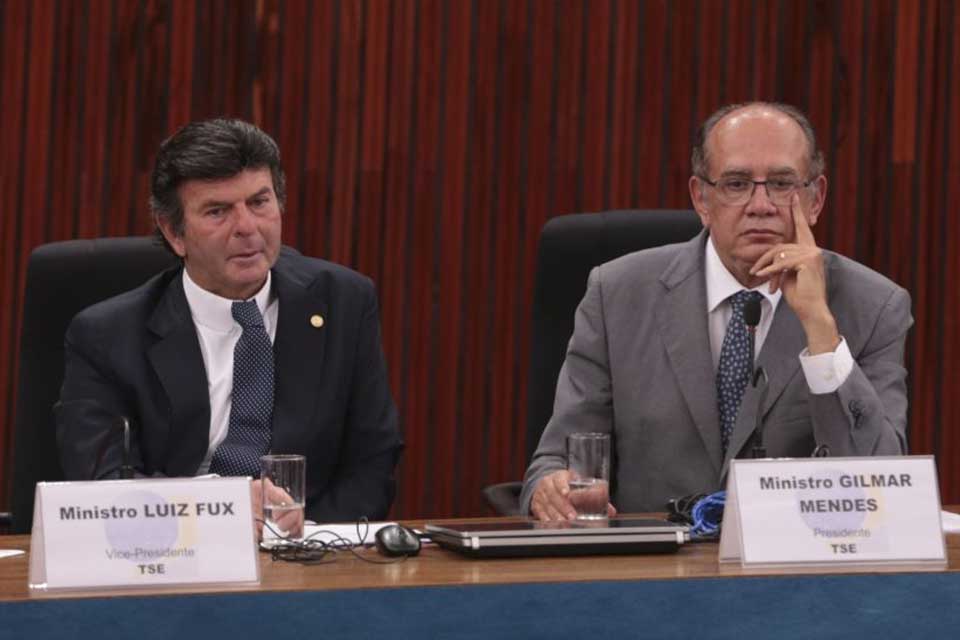 Discussão entre Gilmar Mendes e Luiz Fux causa tensão nos bastidores do Supremo