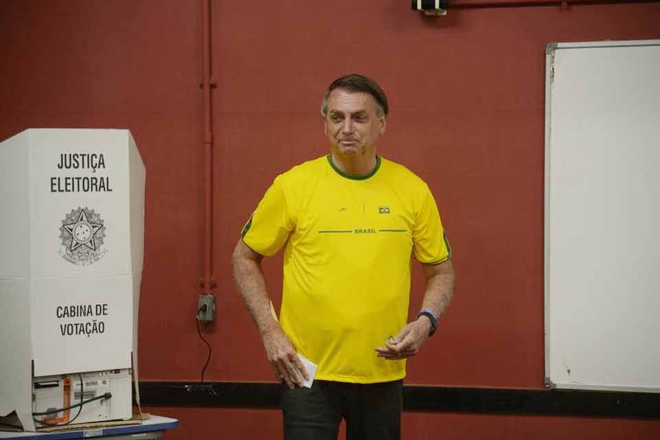 Bolsonaro vota no Rio de Janeiro: “Que vença o melhor”