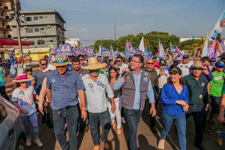 Em Rolim de Moura, compromisso pelo desenvolvimento de Rondônia é reafirmado pelo Coronel Marcos Rocha
