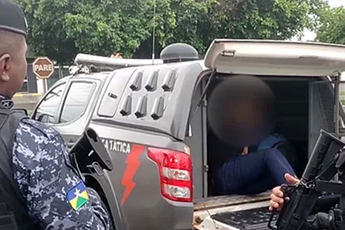 Força tática prende mulher por tráfico de drogas em Ariquemes