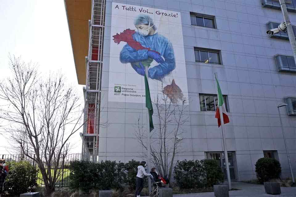 Hospitais europeus alertam sobre escassez de remédios para tratar pacientes