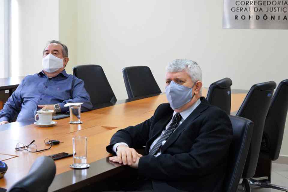 Após correição, Corregedoria do TJRO ouve juízes das varas de Execuções Fiscais e Fazenda Pública